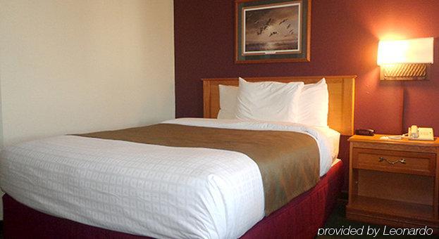Americinn By Wyndham Sd Hotel